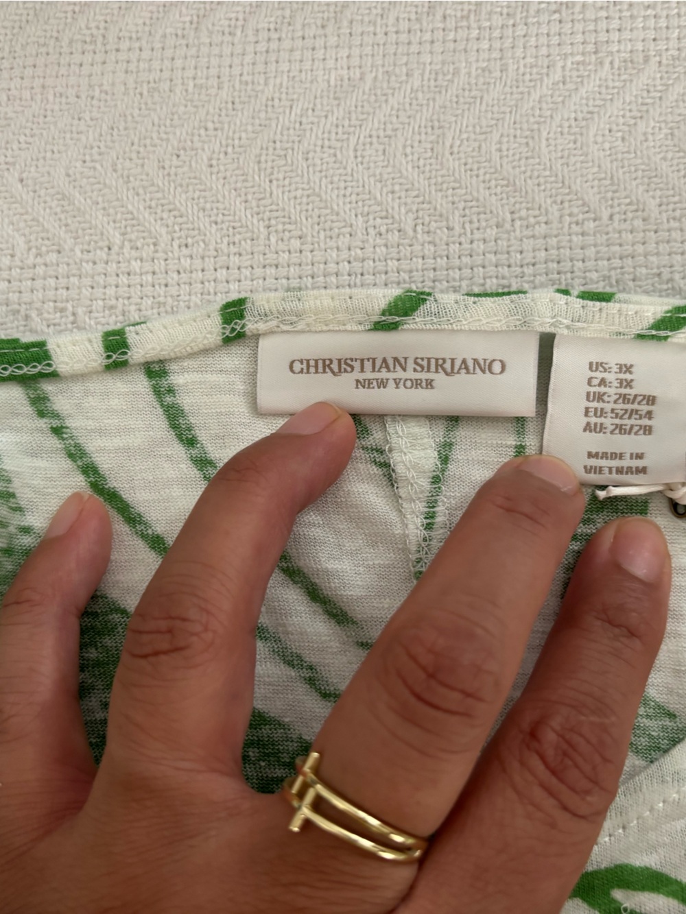 🍋Christian Siriano Green & White Floral Dolman Sleeve Top - Picture 5 of 9